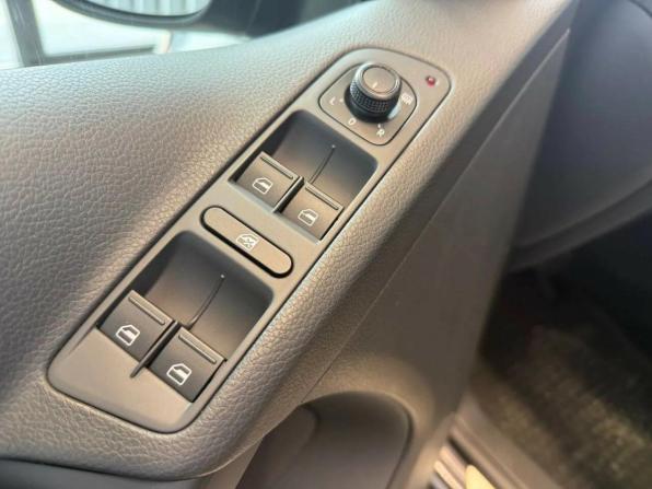 Volkswagen Tiguan I Рестайлинг с пробегом 2015 года, цена 1 499 000 рублей, 209000 км, внедорожник, Автокод Объявления