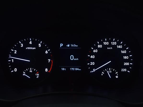 Hyundai Solaris II с пробегом 2017 года, цена 1 199 999 рублей, 175183 км, седан, Автокод Объявления