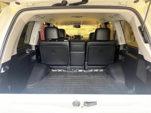Toyota Land Cruiser 200 Series Рестайлинг 1 с пробегом 2015 года, цена 4 400 000 рублей, 172435 км, внедорожник, Автокод Объявления