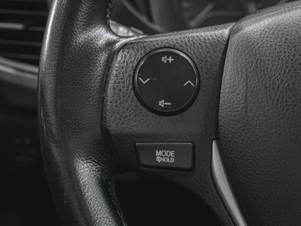Toyota Corolla XI (E160 E170 E180) с пробегом 2014 года, цена 1 020 000 рублей, 186899 км, седан, Автокод Объявления