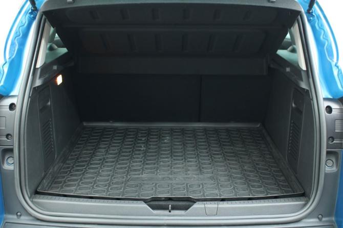 Renault Kaptur I с пробегом 2016 года, цена 1 570 000 рублей, 65040 км, внедорожник, Автокод Объявления