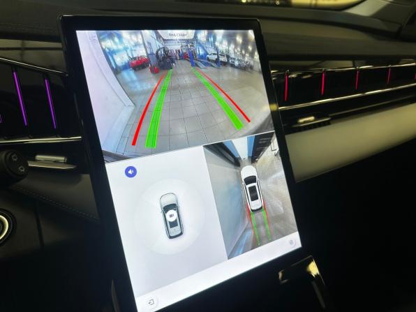 Geely Atlas II с пробегом 2024 года, цена 2 670 000 рублей, 33633 км, внедорожник, Автокод Объявления