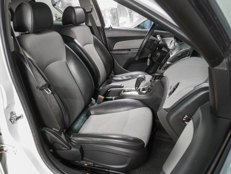 Chevrolet Cruze I Рестайлинг Воронеж  - изображение 8