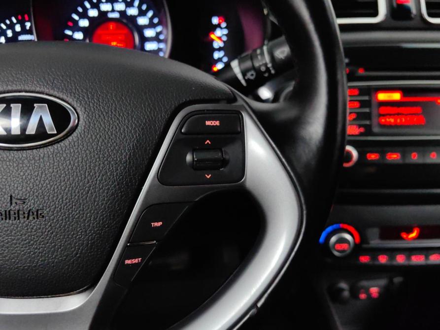 Kia Rio III Рестайлинг Подольск  - изображение 19