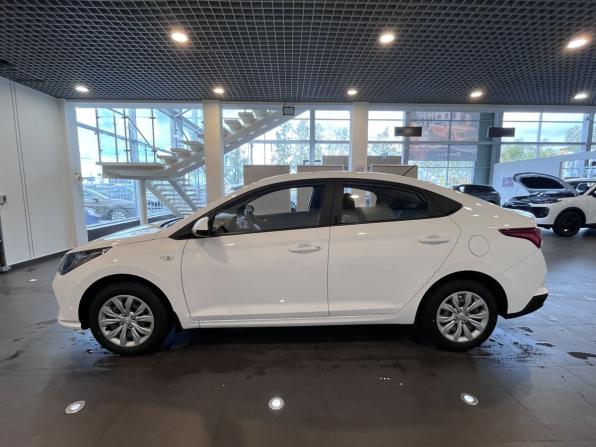 Hyundai Solaris II Рестайлинг с пробегом 2022 года, цена 1 774 000 рублей, 97425 км, седан, Автокод Объявления