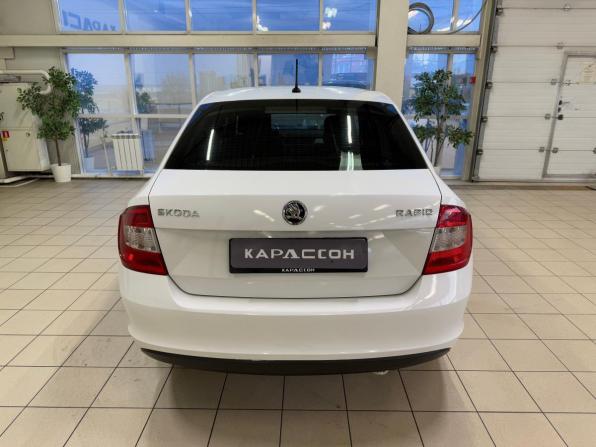 Skoda Rapid I с пробегом 2015 года, цена 660 000 рублей, 239000 км, лифтбек, Автокод Объявления