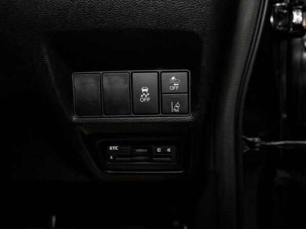 Honda Stepwgn V с пробегом 2017 года, цена 1 830 000 рублей, 157755 км, минивэн, Автокод Объявления