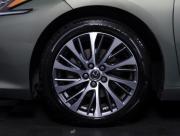 Lexus ES VII Москва  - изображение 49