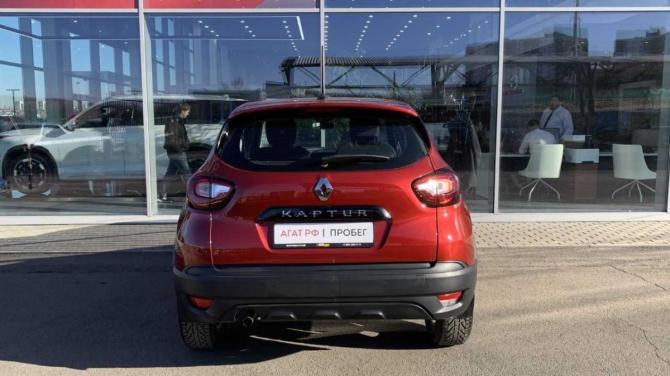 Renault Kaptur I Рестайлинг с пробегом 2021 года, цена 1 620 000 рублей, 36350 км, внедорожник, Автокод Объявления