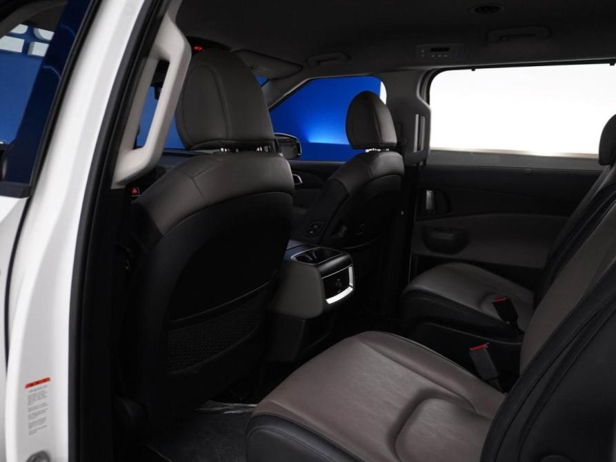 Kia Carnival IV Рестайлинг Москва  - изображение 12