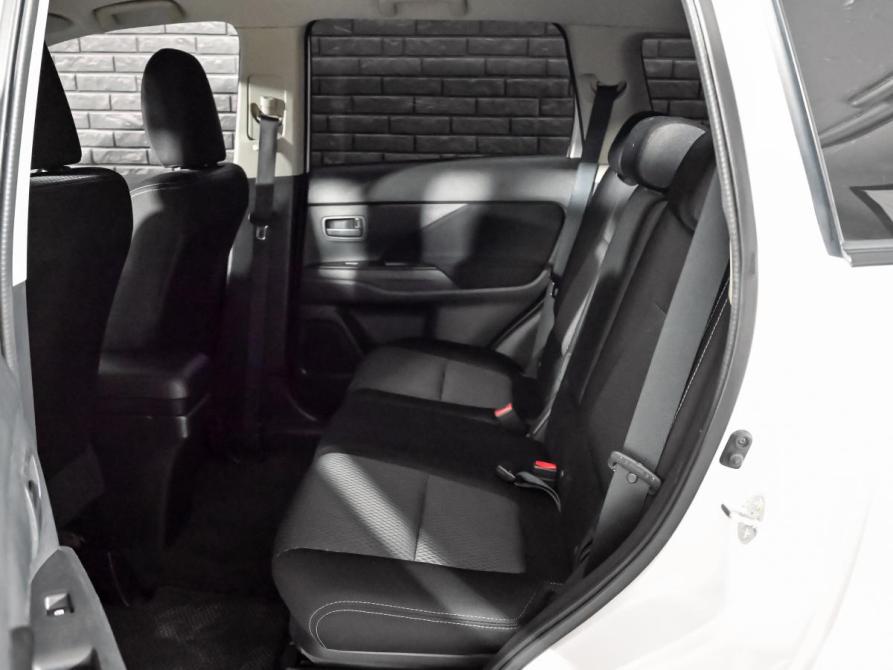 Mitsubishi Outlander III Рестайлинг 2 Екатеринбург  - изображение 17