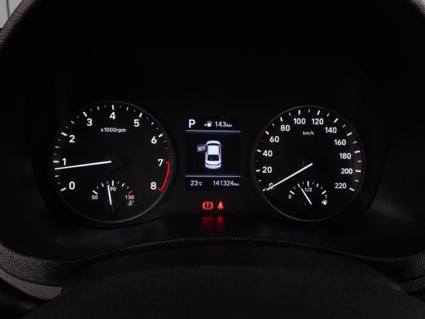 Hyundai Solaris II с пробегом 2018 года, цена 1 236 000 рублей, 141324 км, седан, Автокод Объявления
