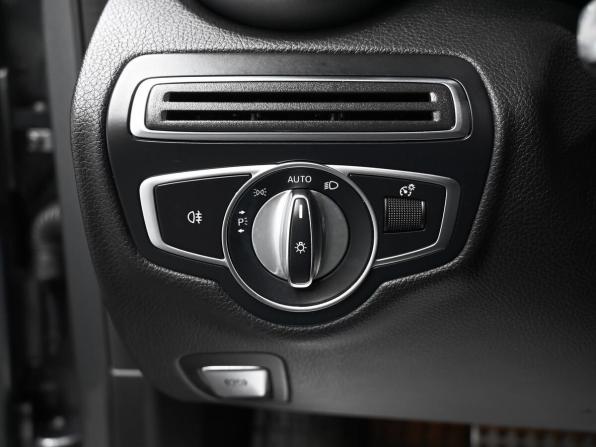 Mercedes-Benz C-Класс IV (W205) с пробегом 2017 года, цена 2 495 000 рублей, 110305 км, седан, Автокод Объявления