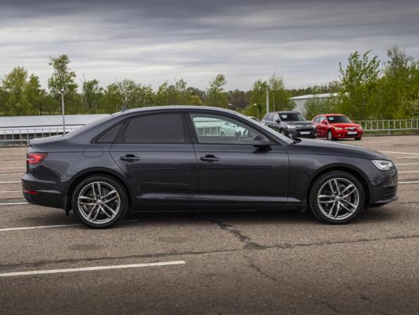 Audi A4 V (B9) с пробегом 2018 года, цена 2 279 000 рублей, 109445 км, седан, Автокод Объявления