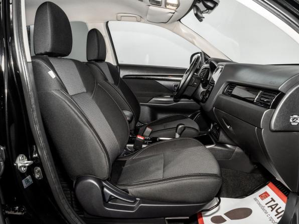 Mitsubishi Outlander III Рестайлинг 3 с пробегом 2019 года, цена 2 390 000 рублей, 147141 км, внедорожник, Автокод Объявления