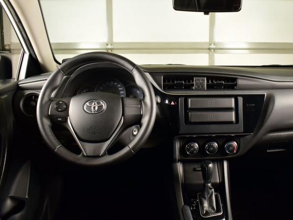 Toyota Corolla XI (E160 E170 E180) Рестайлинг 1 с пробегом 2017 года, цена 1 399 999 рублей, 171769 км, седан, Автокод Объявления