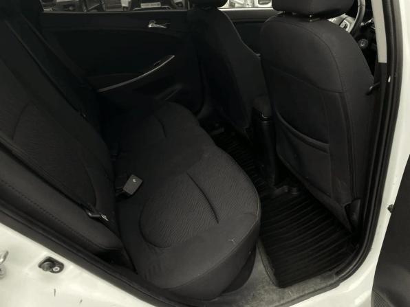 Hyundai Solaris I с пробегом 2013 года, цена 850 000 рублей, 155553 км, седан, Автокод Объявления