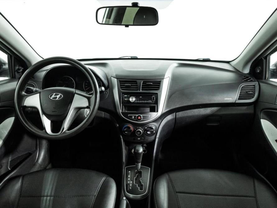 Hyundai Solaris I Санкт-Петербург  - изображение 13