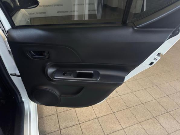 Toyota Aqua I с пробегом 2014 года, цена 749 000 рублей, 151000 км, хэтчбек, Автокод Объявления