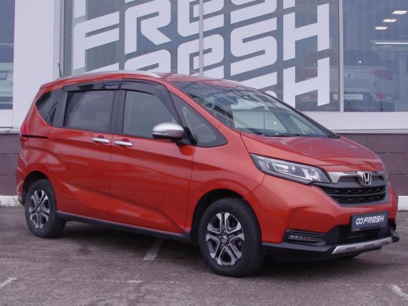 Honda Freed II Рестайлинг с пробегом 2021 года, цена 2 189 000 рублей, 60627 км, компактвэн, Автокод Объявления