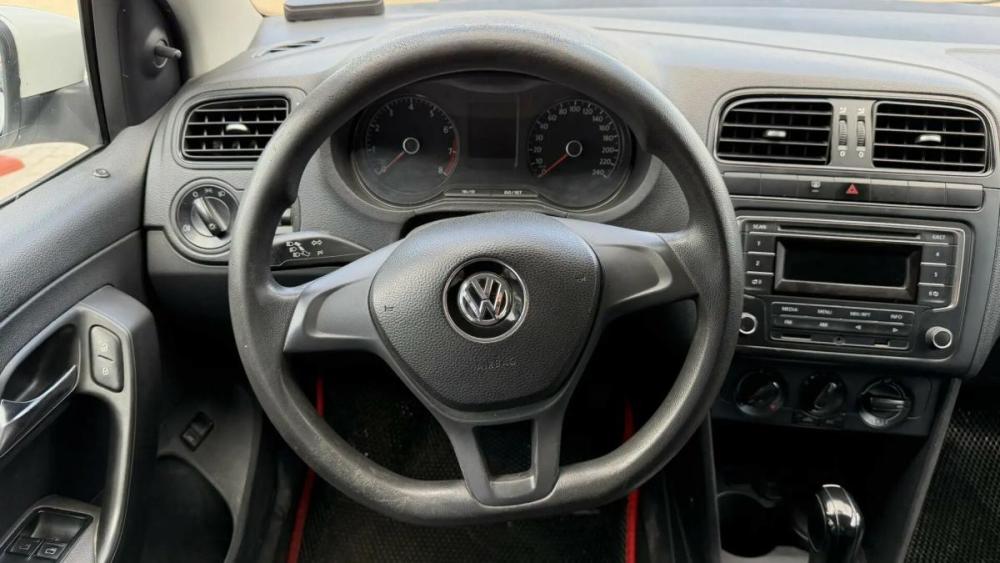 Volkswagen Polo V Рестайлинг Череповец  - изображение 11