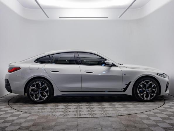 BMW 4 серии G22 G23 G26 с пробегом 2023 года, цена 6 090 000 рублей, 14449 км, лифтбек, Автокод Объявления