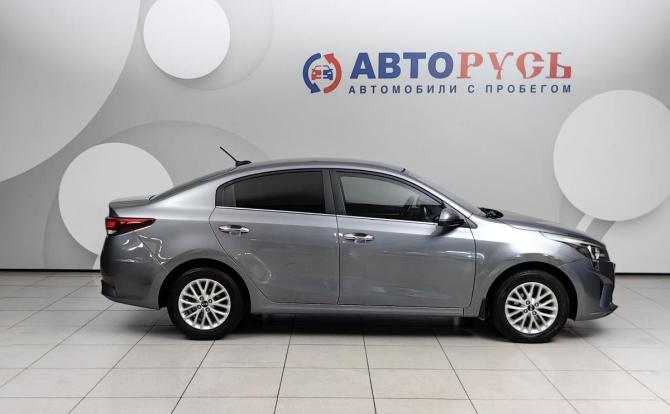 Kia Rio IV Рестайлинг с пробегом 2020 года, цена 1 449 000 рублей, 74077 км, седан, Автокод Объявления