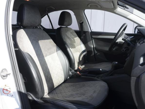 Skoda Octavia III (A7) Рестайлинг с пробегом 2018 года, цена 1 329 000 рублей, 201981 км, лифтбек, Автокод Объявления