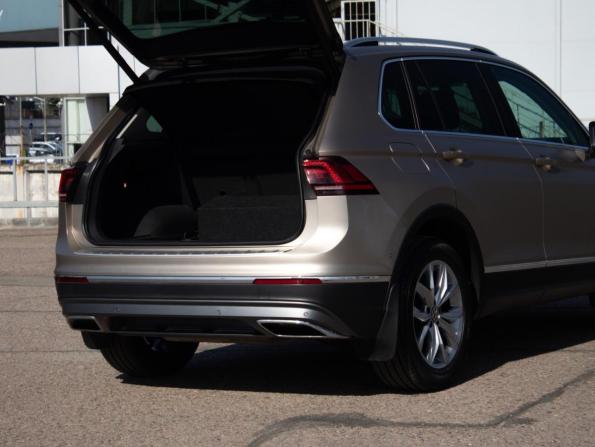Volkswagen Tiguan II с пробегом 2017 года, цена 3 450 000 рублей, 61282 км, внедорожник, Автокод Объявления