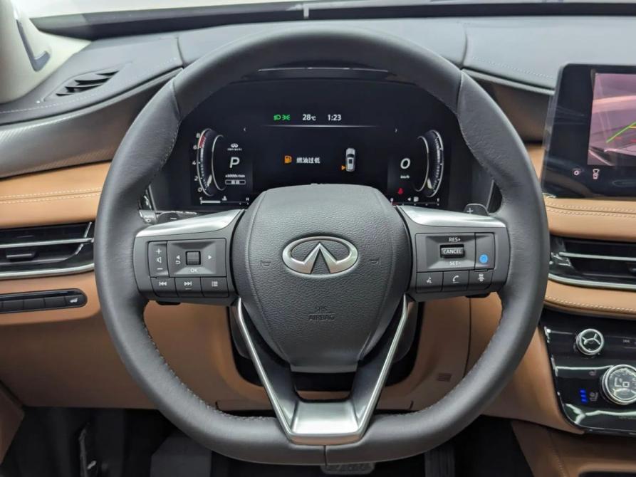 Infiniti QX60 II Воронеж  - изображение 10