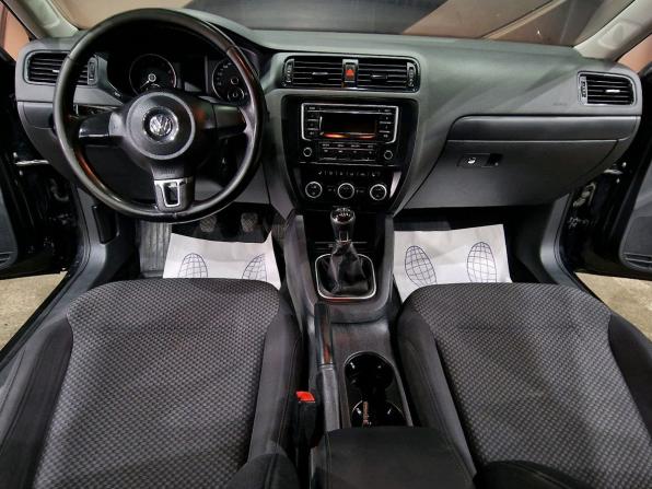 Volkswagen Jetta VI с пробегом 2014 года, цена 849 000 рублей, 260924 км, седан, Автокод Объявления