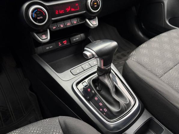 Kia Rio IV с пробегом 2019 года, цена 1 295 000 рублей, 138000 км, седан, Автокод Объявления