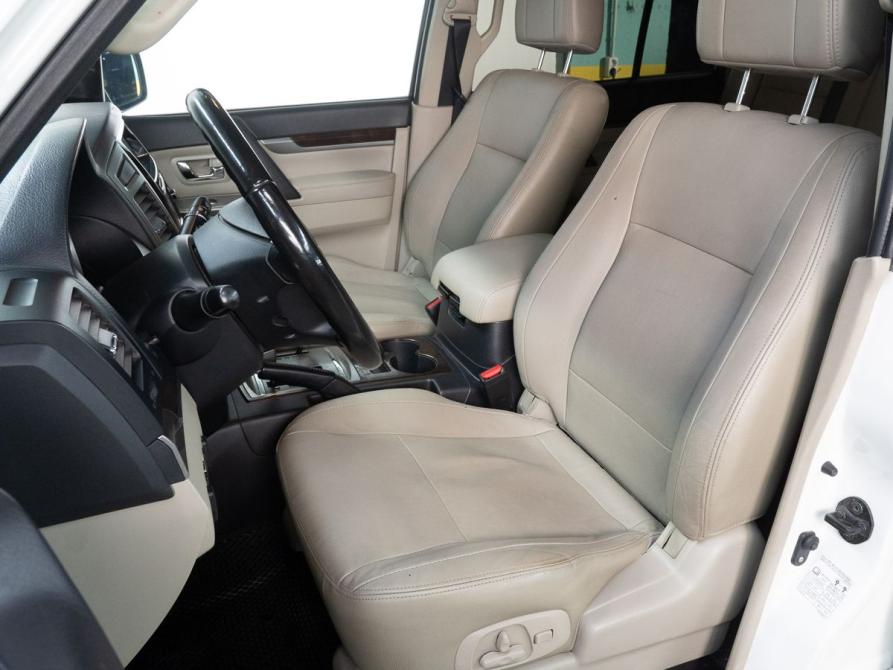 Mitsubishi Pajero IV Рестайлинг 2 Тюмень  - изображение 14