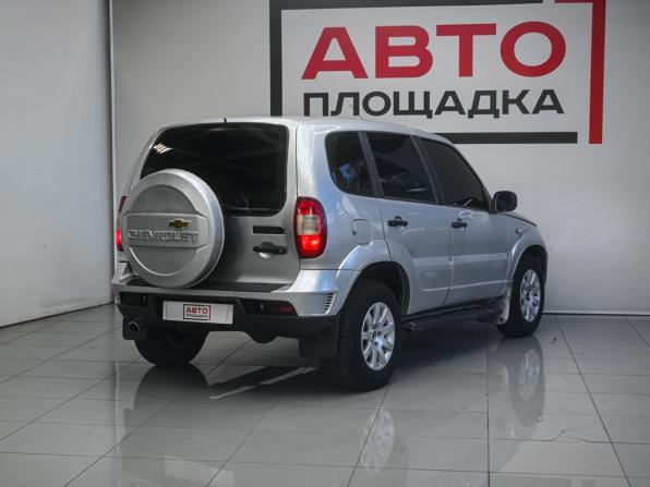 Chevrolet Niva I с пробегом 2006 года, цена 360 000 рублей, 221506 км, внедорожник, Автокод Объявления