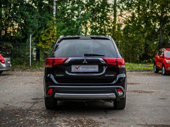 Mitsubishi Outlander III Рестайлинг 2 с пробегом 2016 года, цена 1 660 000 рублей, 140039 км, внедорожник, Автокод Объявления