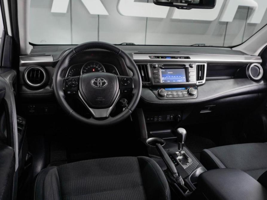 Toyota RAV4 IV (XA40) Тюмень  - изображение 6