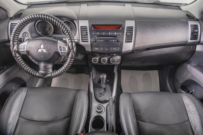 Mitsubishi Outlander II Рестайлинг с пробегом 2010 года, цена 1 459 000 рублей, 171000 км, внедорожник, Автокод Объявления
