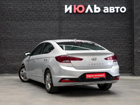 Hyundai Elantra VI (AD) Рестайлинг с пробегом 2019 года, цена 1 300 000 рублей, 159325 км, седан, Автокод Объявления