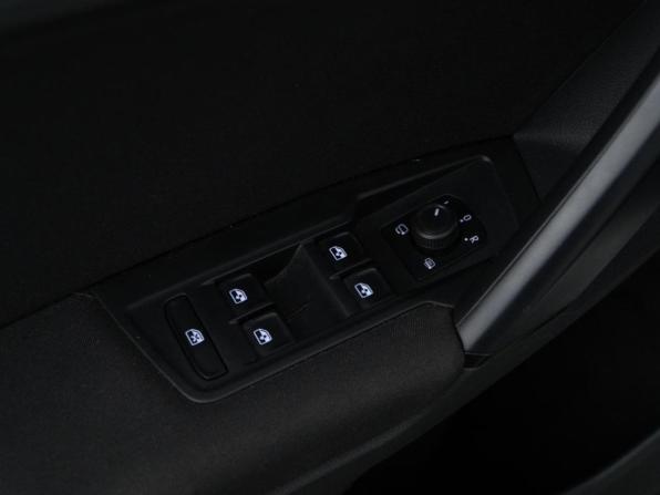 Volkswagen Tiguan II Рестайлинг с пробегом 2021 года, цена 2 099 050 рублей, 112820 км, внедорожник, Автокод Объявления