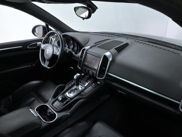 Porsche Cayenne II Рестайлинг (958) с пробегом 2014 года, цена 2 550 000 рублей, 177731 км, внедорожник, Автокод Объявления