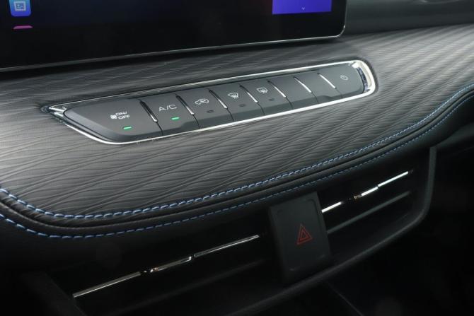 Haval Jolion I с пробегом 2023 года, цена 1 689 000 рублей, 112357 км, внедорожник, Автокод Объявления