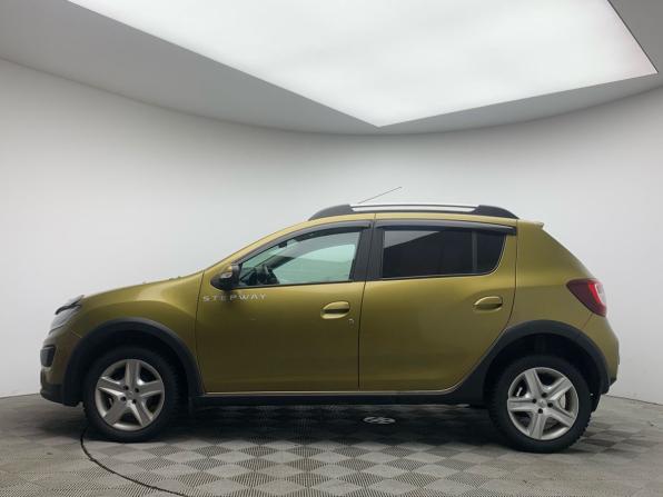 Renault Sandero II с пробегом 2016 года, цена 889 000 рублей, 131278 км, хэтчбек, Автокод Объявления