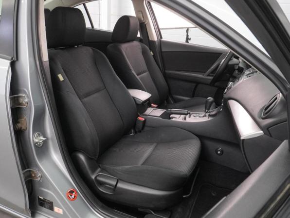 Mazda 3 II (BL) Рестайлинг с пробегом 2011 года, цена 824 000 рублей, 147330 км, седан, Автокод Объявления