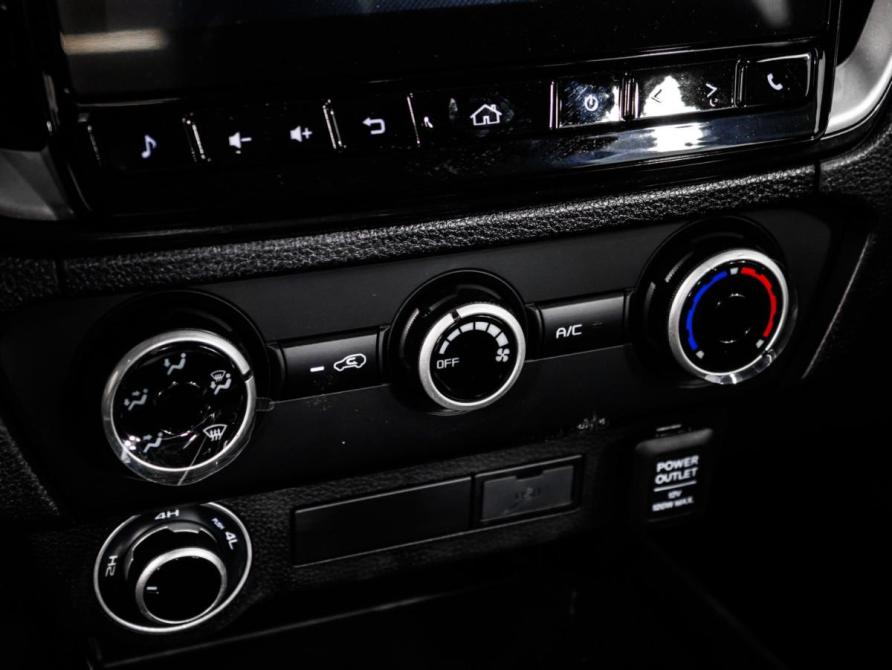 Isuzu D-Max III Москва  - изображение 16