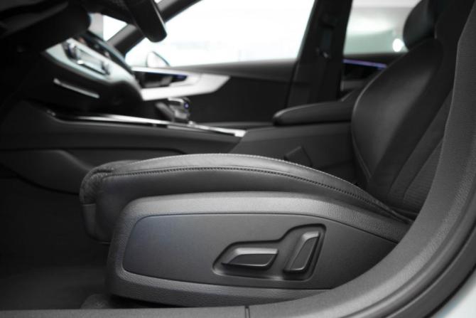 Audi A4 V (B9) Рестайлинг с пробегом 2021 года, цена 3 997 000 рублей, 71446 км, седан, Автокод Объявления