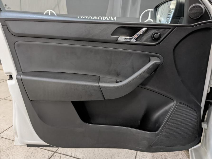 Skoda Rapid I Москва  - изображение 19