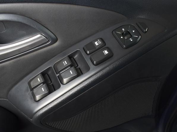 Hyundai ix35 I с пробегом 2011 года, цена 1 299 995 рублей, 238658 км, внедорожник, Автокод Объявления