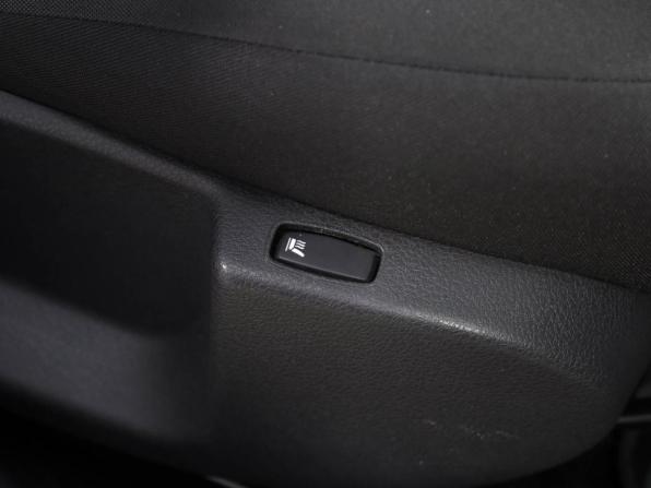 Renault Logan II Рестайлинг с пробегом 2020 года, цена 1 070 000 рублей, 153605 км, седан, Автокод Объявления