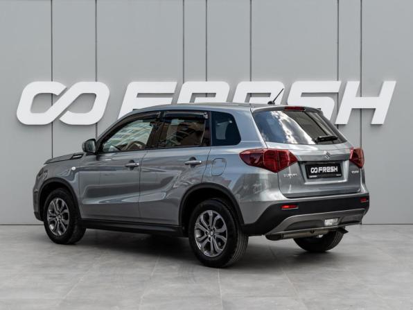 Suzuki Vitara II Рестайлинг с пробегом 2020 года, цена 2 050 000 рублей, 58069 км, внедорожник, Автокод Объявления