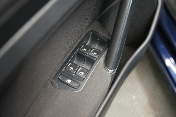 Volkswagen Golf VII с пробегом 2013 года, цена 1 240 000 рублей, 178000 км, хэтчбек, Автокод Объявления